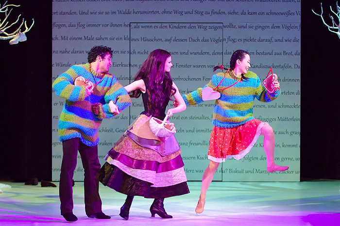 Wild im Wald (Bild 10/16)